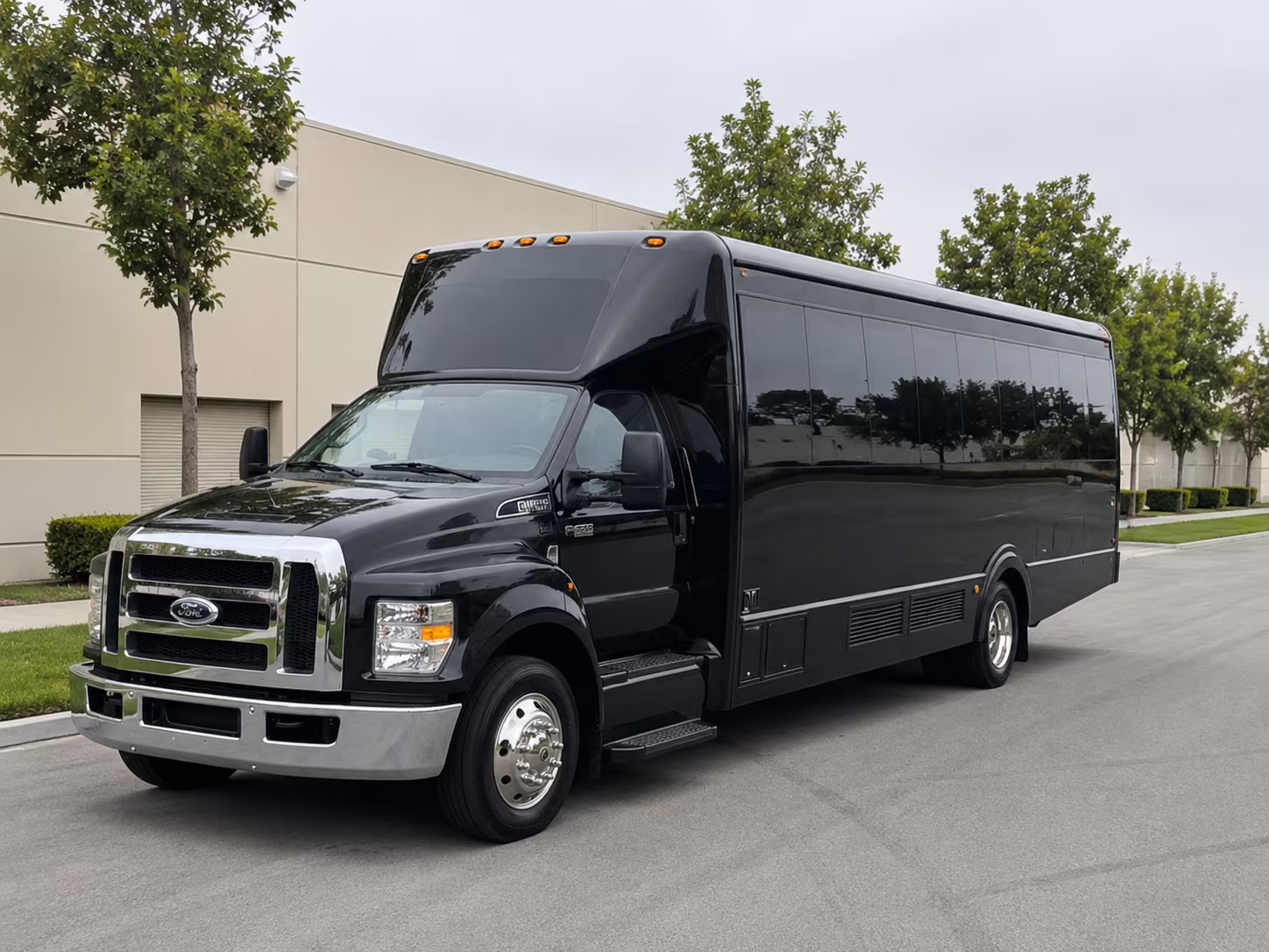 Rent a Bus to Dallas Fort Worth International Airport