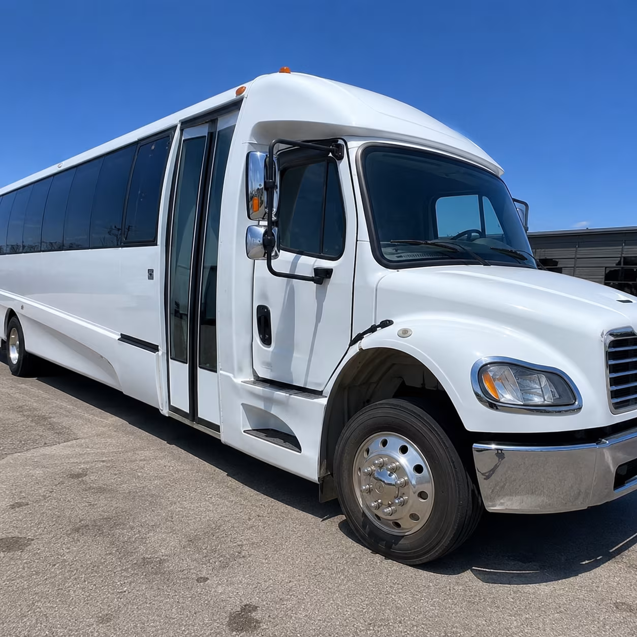 Arlington Wedding Transportation & Shuttle Service