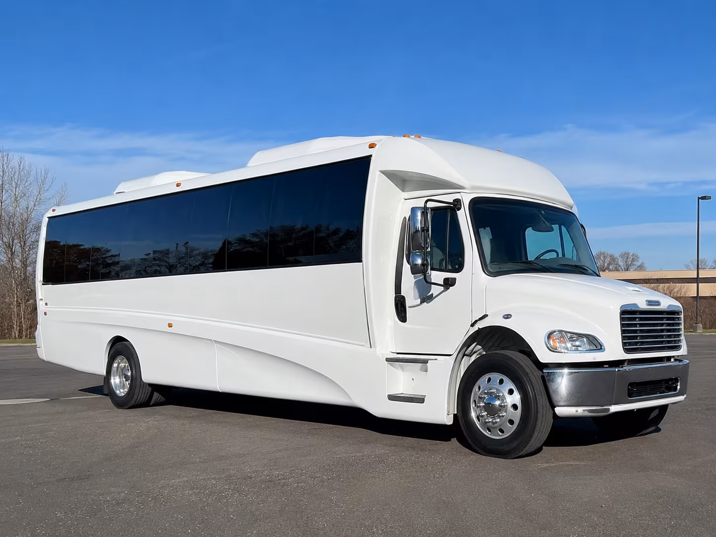 Grand Prairie Birthday, Sweet 16, & Quinceañera Transportation party bus exterior