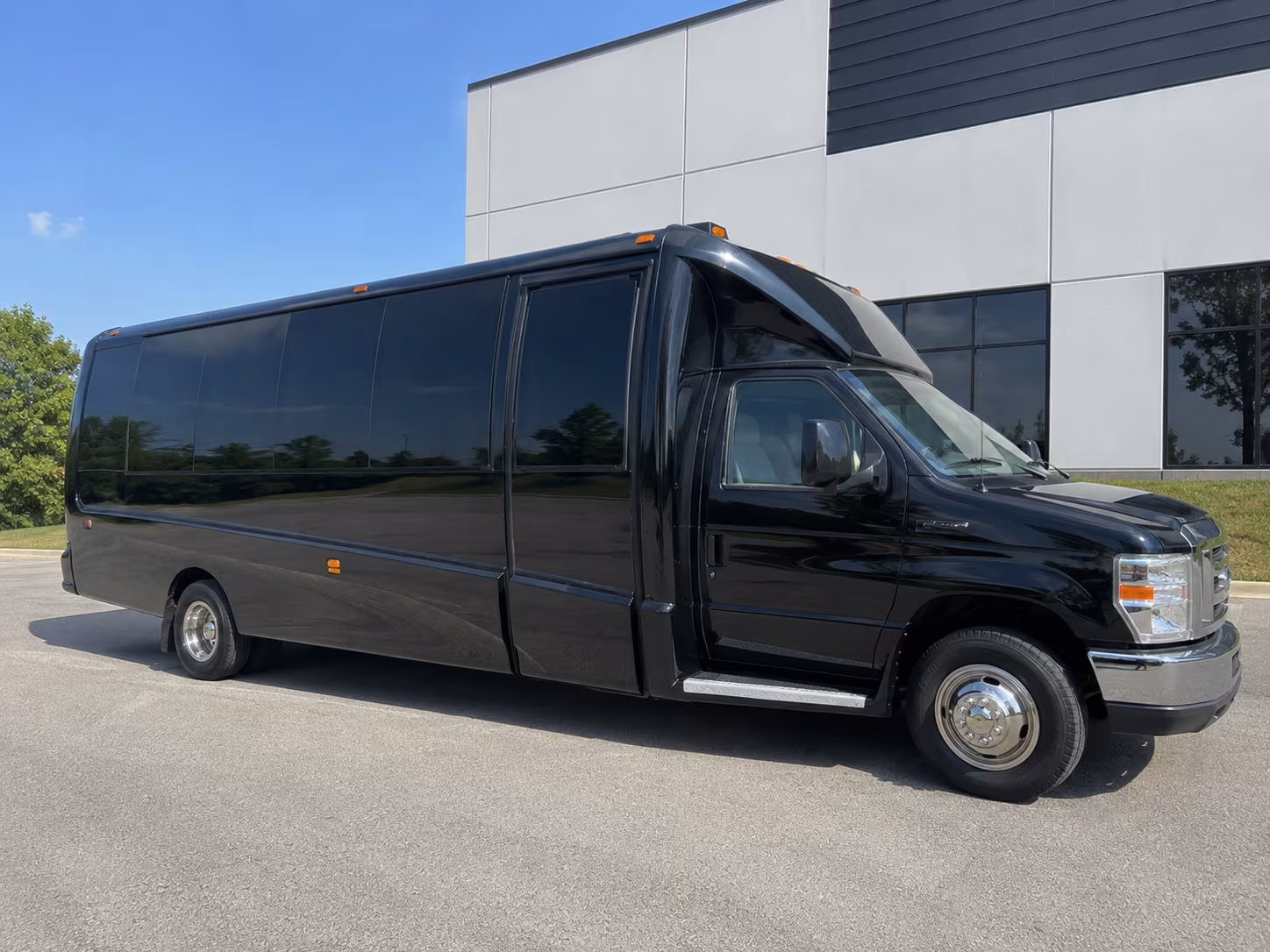North Richland Hills Birthday, Sweet 16, & Quinceañera Party Bus Rentals